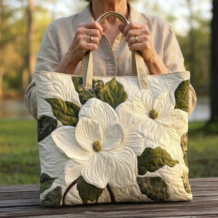 Bolso Tote Acolchado Artesanal - Lirios Blancos Elegantes